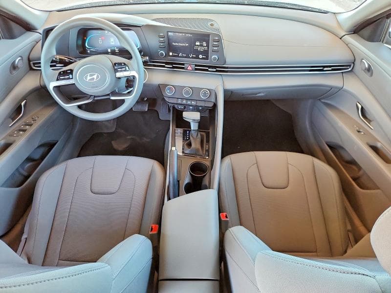 2026 HYUNDAI ELANTRA SE 8