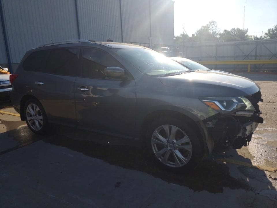 2018 NISSAN PATHFINDER SL 4