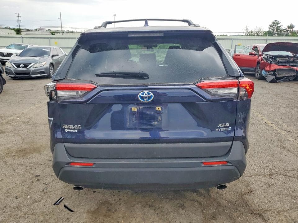 2024 TOYOTA RAV4 HYBRID XLE 6