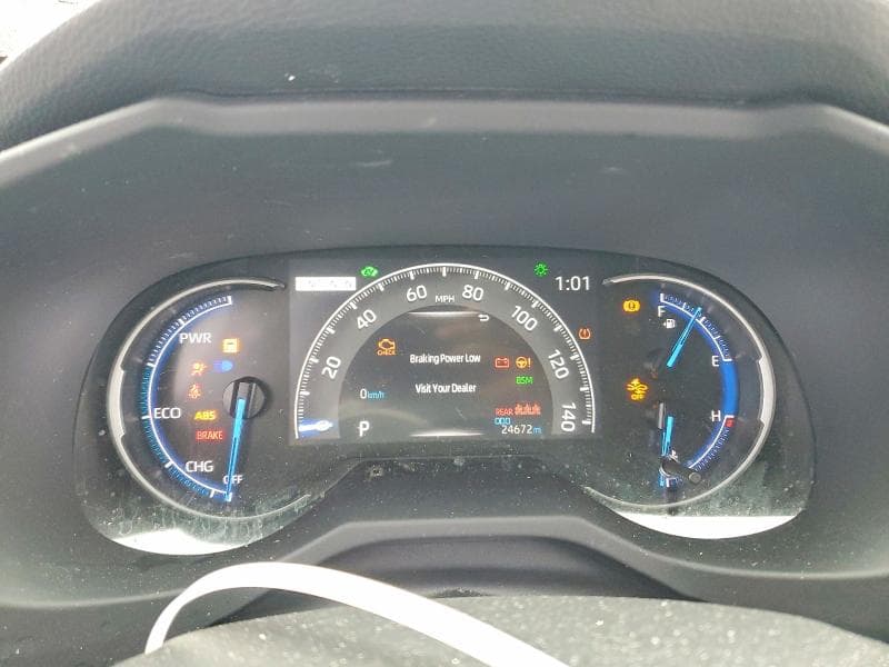 2024 TOYOTA RAV4 HYBRID XLE 9