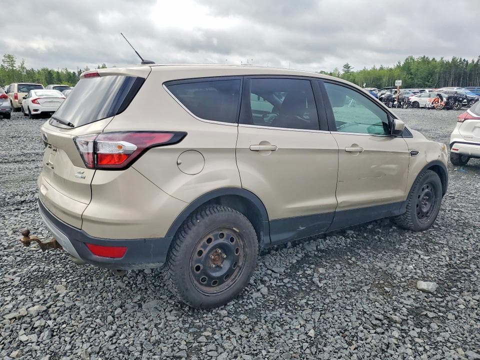 2017 FORD ESCAPE SE SE 3