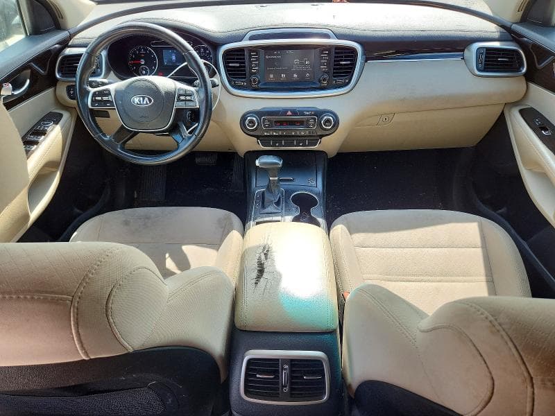 2020 KIA SORENTO LX 8