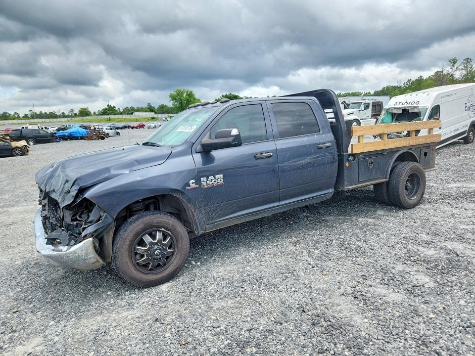 2016 RAM 3500 ST 1
