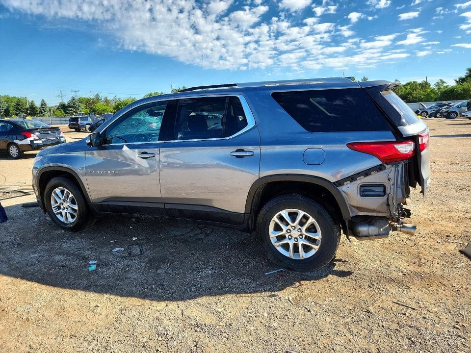 2018 CHEVROLET TRAVERSE LT 2