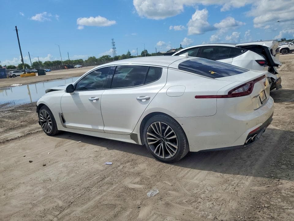 2019 KIA STINGER BASE 2