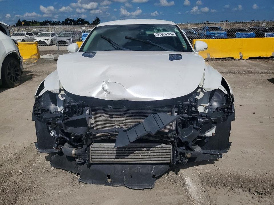 2019 KIA STINGER BASE 5
