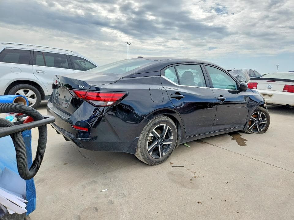 2024 NISSAN SENTRA SV 3