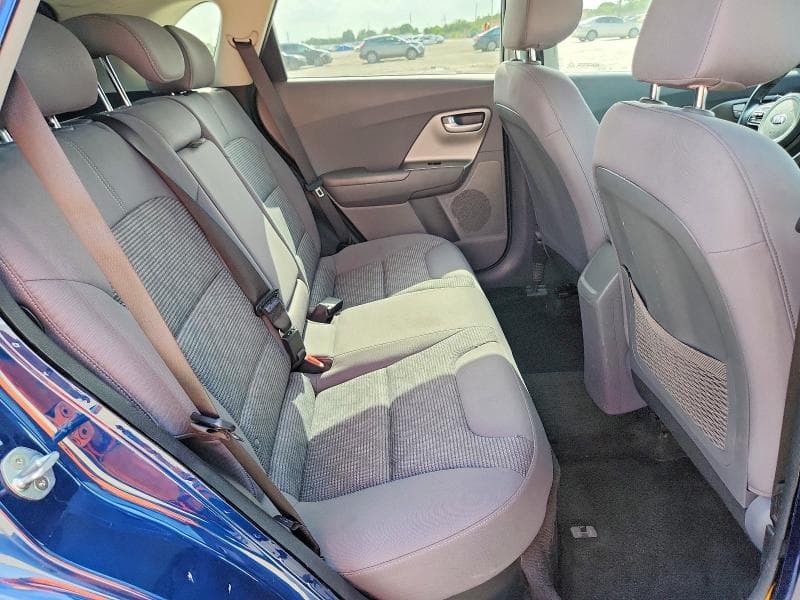 2018 KIA NIRO LX 10