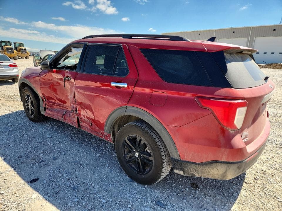 2022 FORD EXPLORER XLT 2