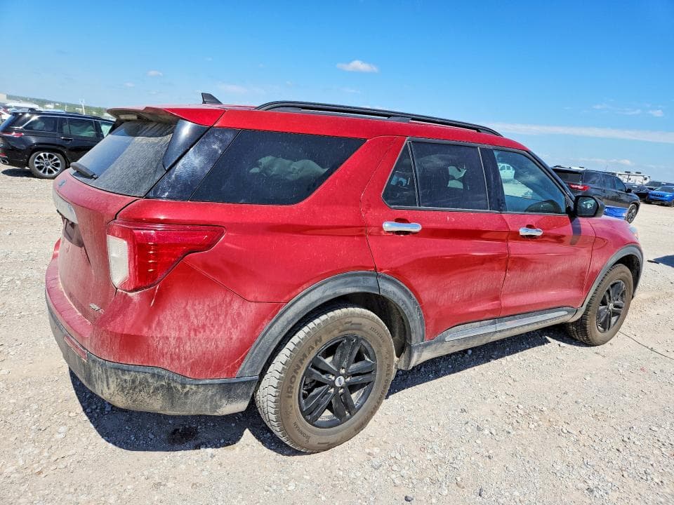 2022 FORD EXPLORER XLT 3