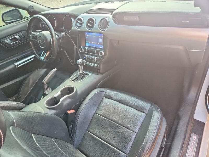 2021 FORD MUSTANG 8