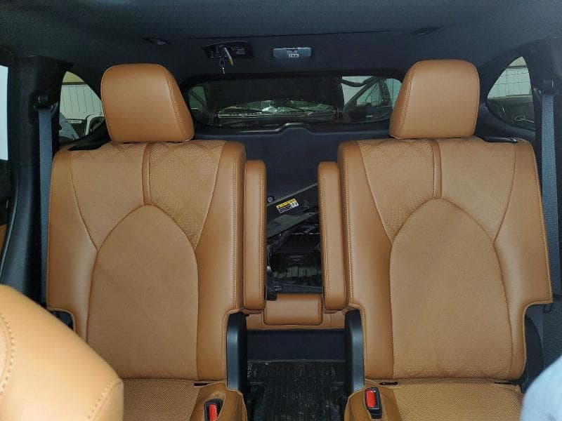 2025 TOYOTA HIGHLANDER PLATINUM 10