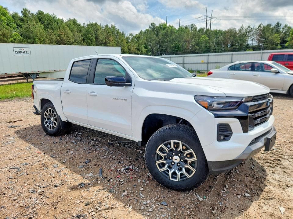 2025 CHEVROLET COLORADO Z71 4