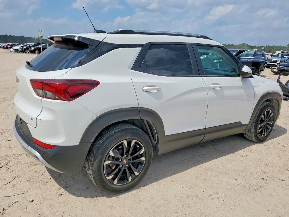 2023 CHEVROLET TRAILBLAZER LT LT 3