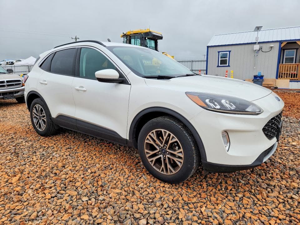 2021 FORD ESCAPE SEL 4