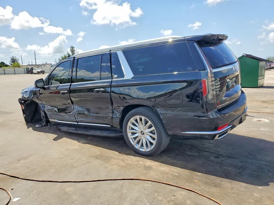 2024 CADILLAC ESCALADE ESV LUXURY 2