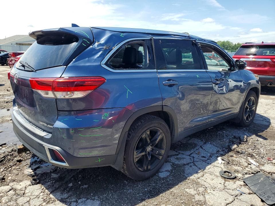 2018 TOYOTA HIGHLANDER LIMITED LIMITED 3