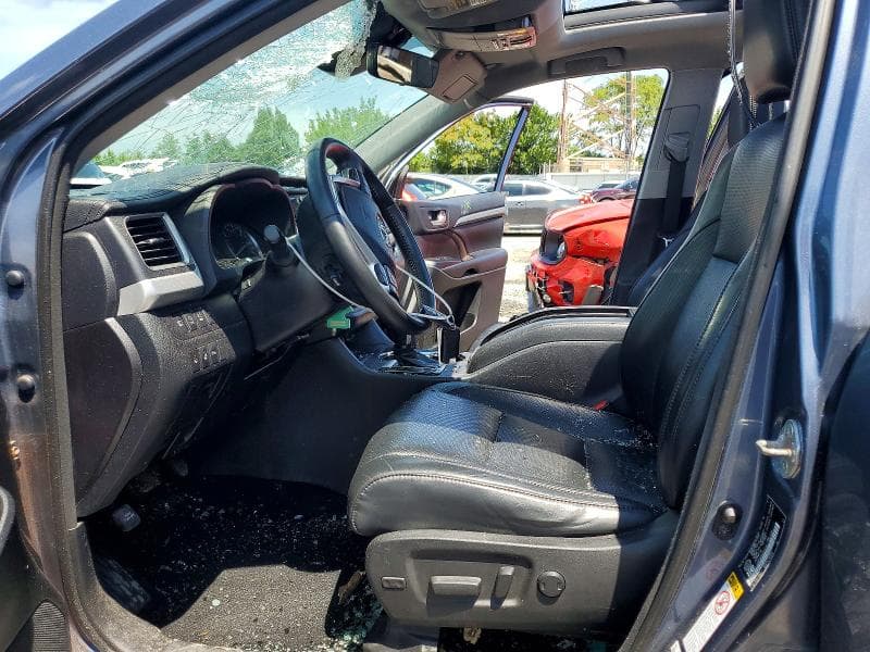 2018 TOYOTA HIGHLANDER LIMITED LIMITED 7