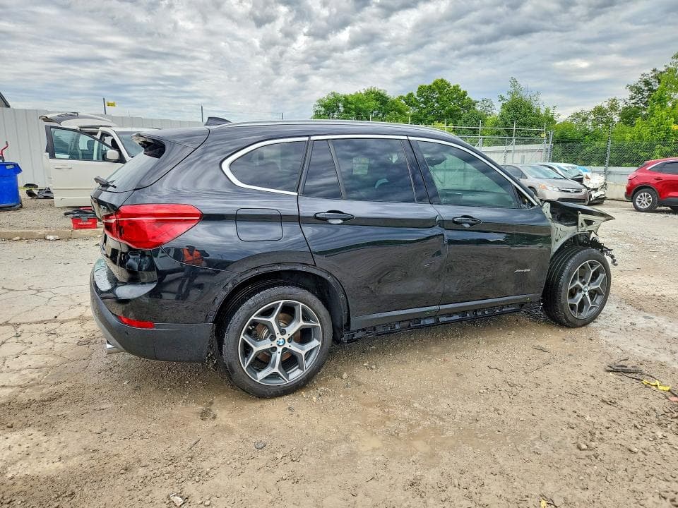 2018 BMW X1 XDRIVE28I 3
