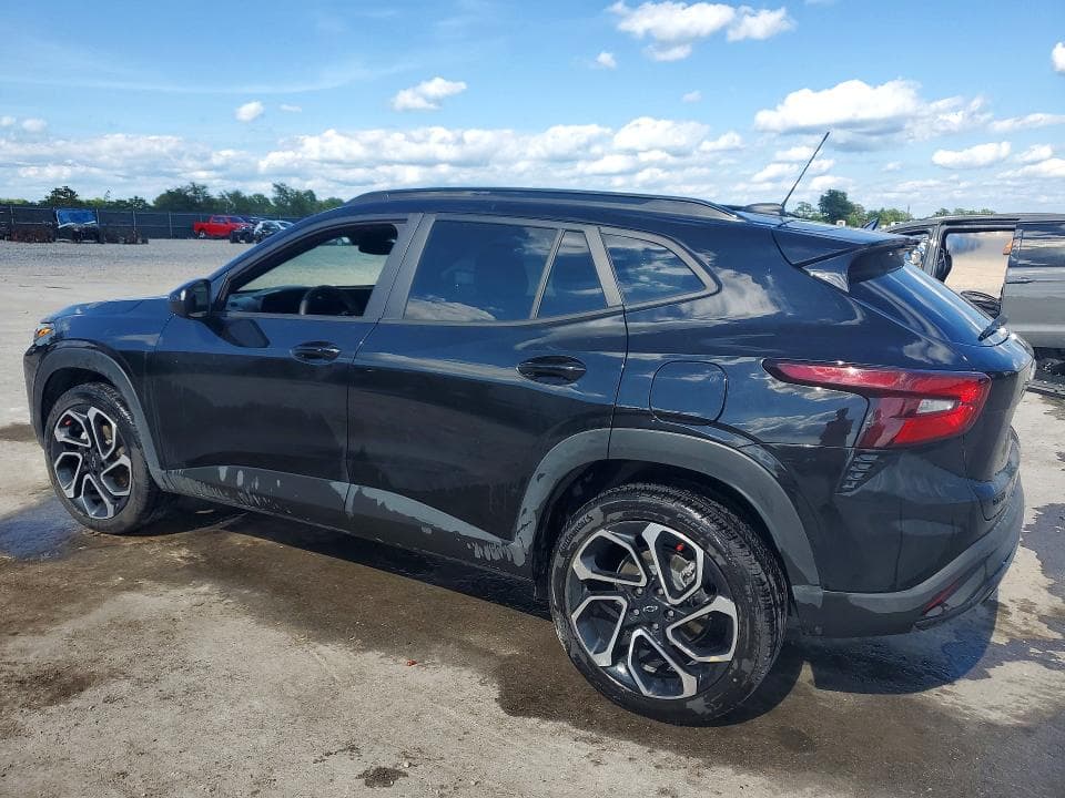 2025 CHEVROLET TRAX 2RS 2