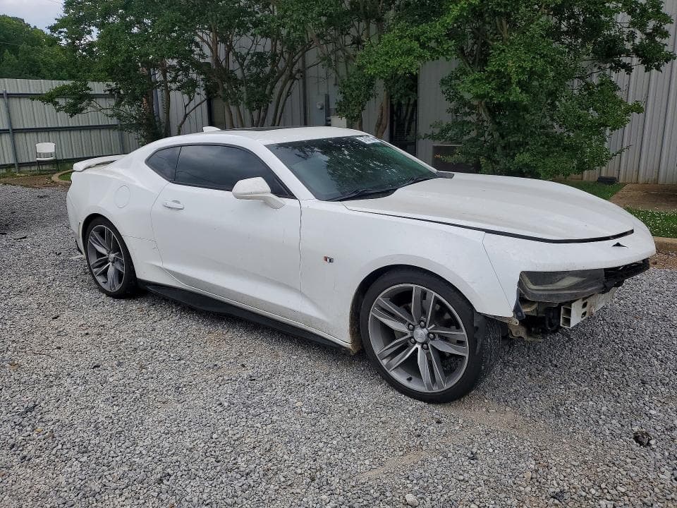 2018 CHEVROLET CAMARO LT 4