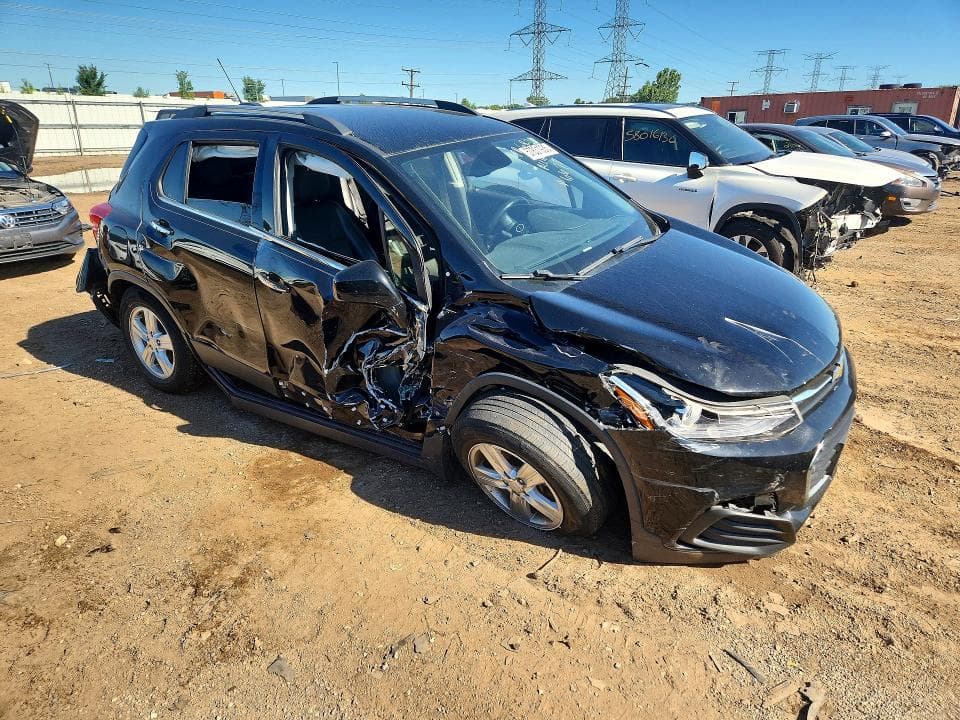 2017 CHEVROLET TRAX 1LT 4