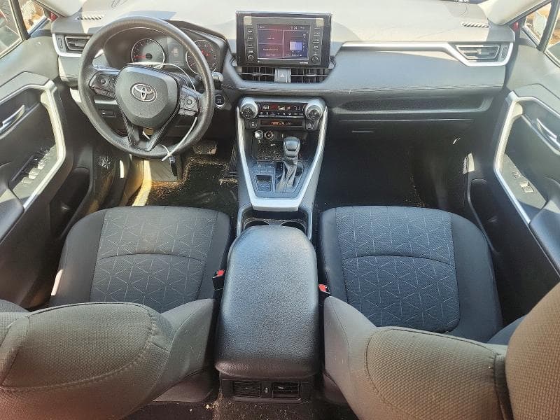 2021 TOYOTA RAV4 XLE XLE 8