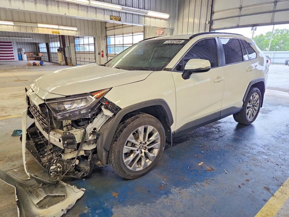 2019 TOYOTA RAV4 XLE PREMIUM - 1