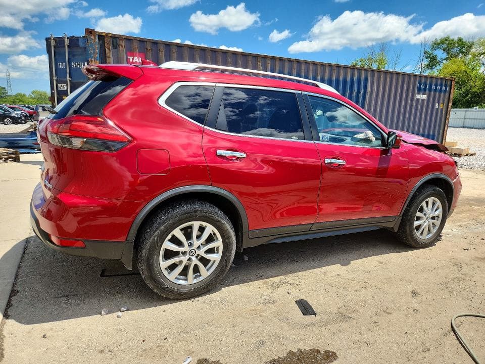 2017 NISSAN ROGUE SV 3