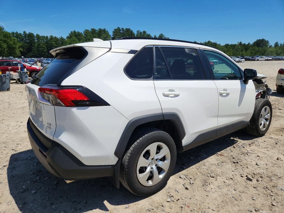 2021 TOYOTA RAV4 LE 3