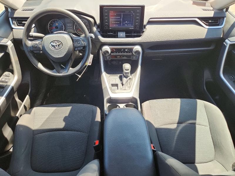 2021 TOYOTA RAV4 LE 8