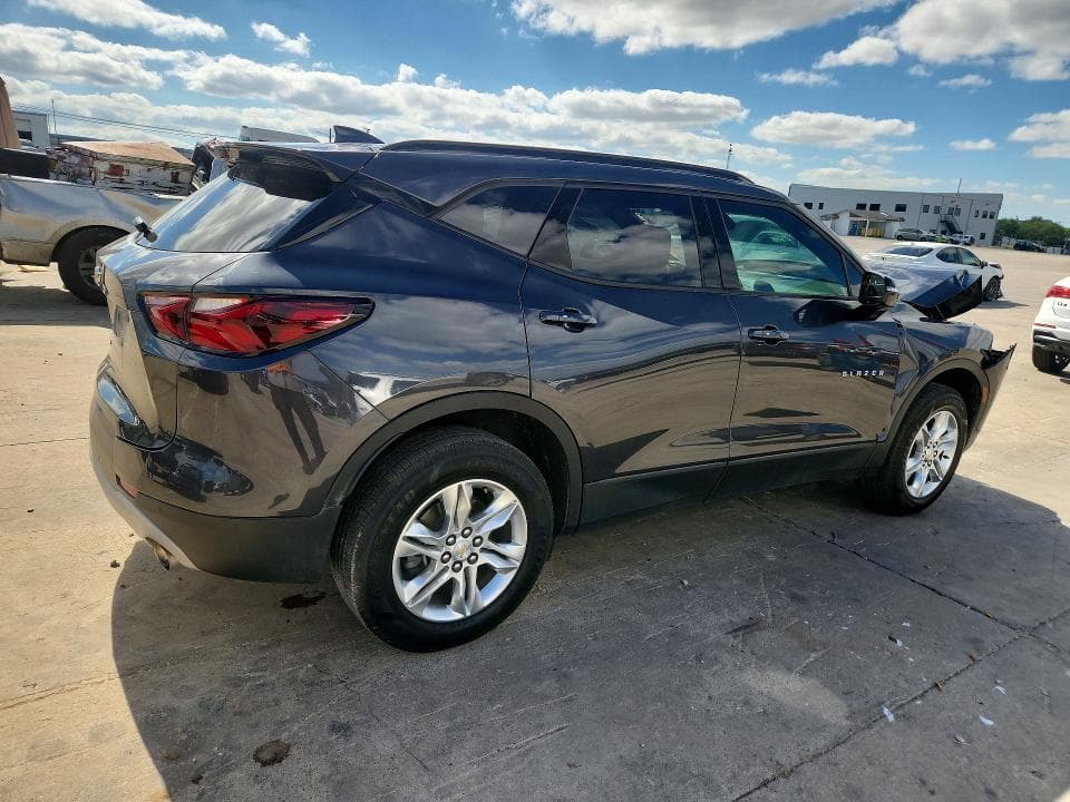 2022 CHEVROLET BLAZER 2LT 3