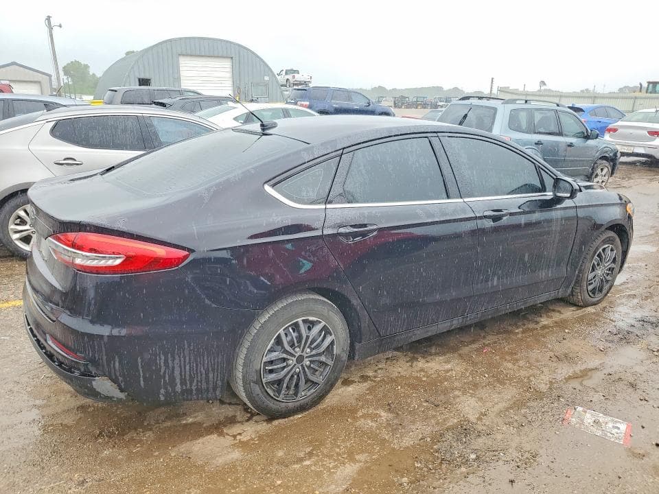 2019 FORD FUSION S 3