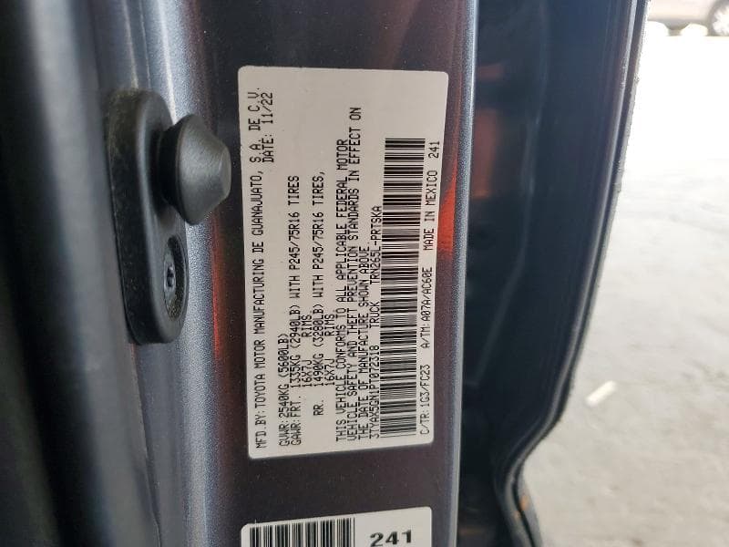 2023 TOYOTA TACOMA SR5 12
