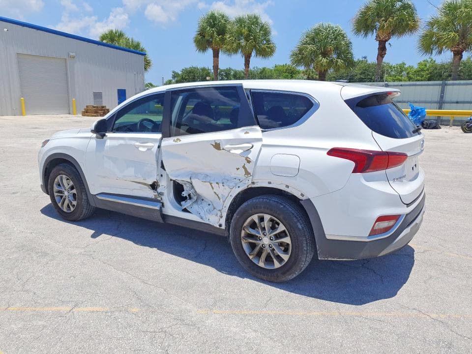 2020 HYUNDAI SANTA FE SE 2
