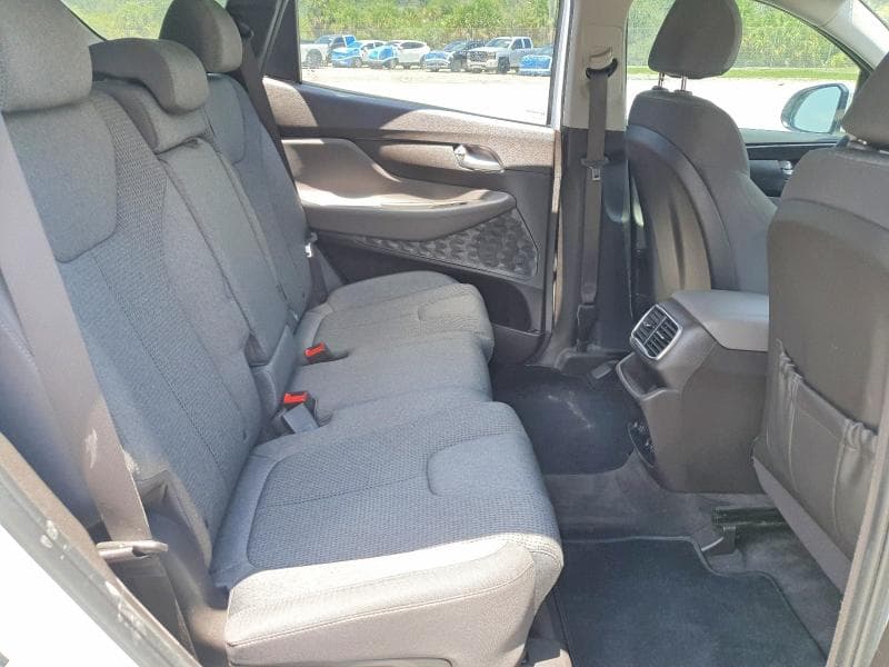 2020 HYUNDAI SANTA FE SE 11
