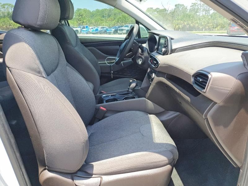 2020 HYUNDAI SANTA FE SE 7