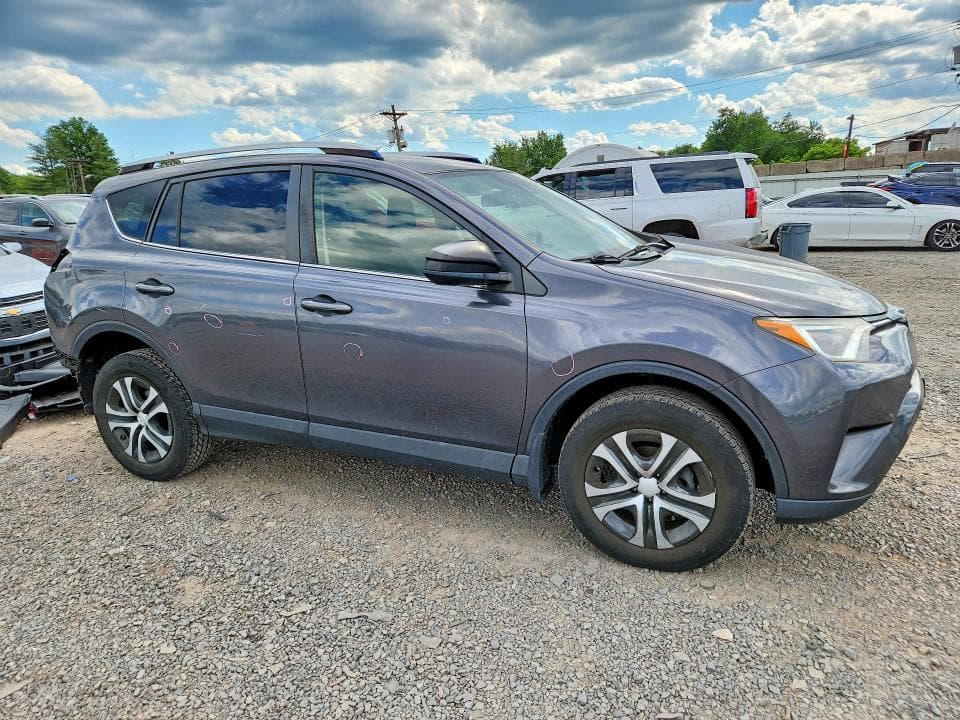 2018 TOYOTA RAV4 LE 4