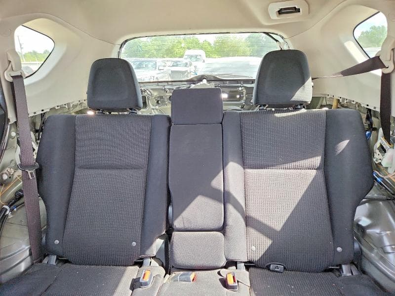 2018 TOYOTA RAV4 LE 10