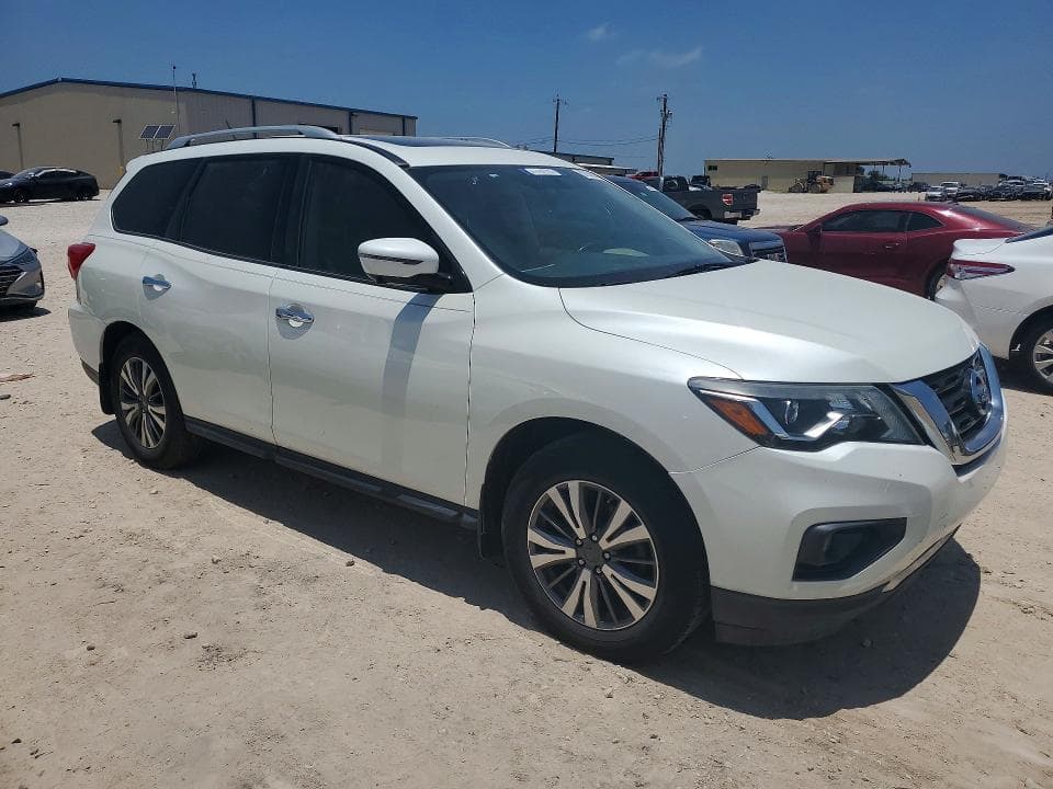 2017 NISSAN PATHFINDER SL 5