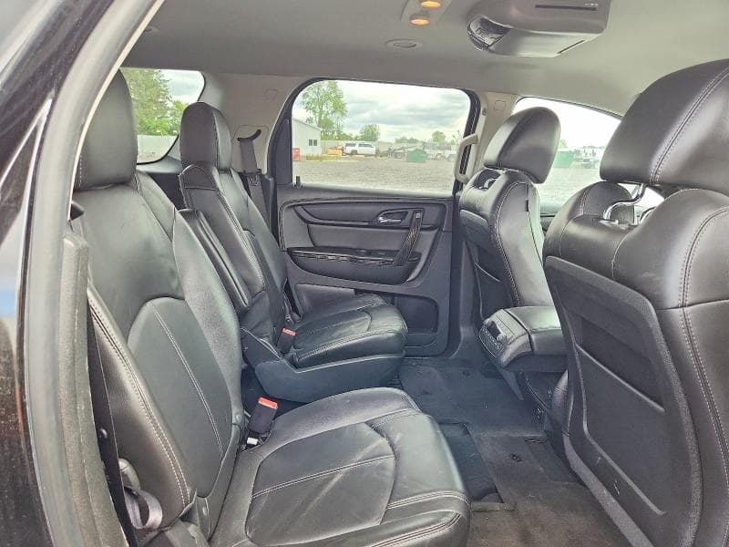 2016 GMC ACADIA SLT-2 11