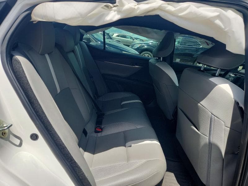 2025 TOYOTA CAMRY SE 10