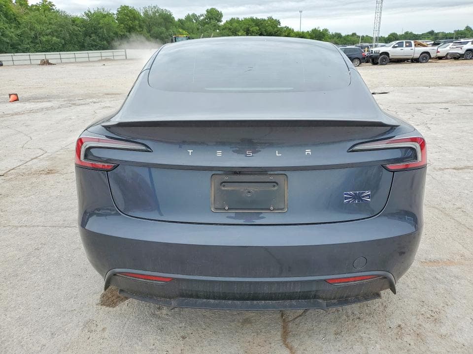 2025 TESLA MODEL 3 6