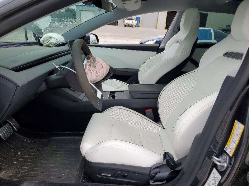 2025 TESLA MODEL 3 7
