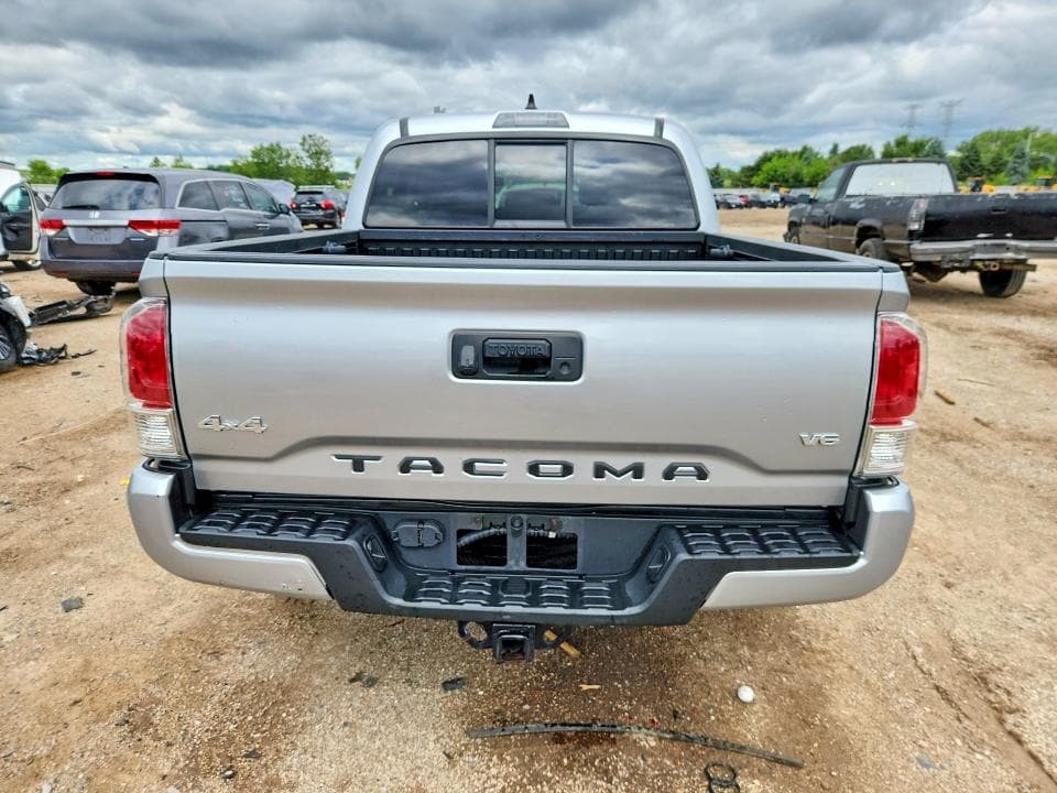 2022 TOYOTA TACOMA SR V6 SR V6 6