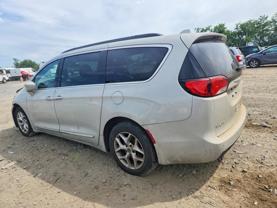 2017 CHRYSLER PACIFICA TOURING L 2
