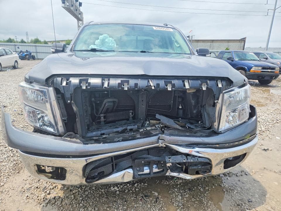 2019 NISSAN TITAN SV 5