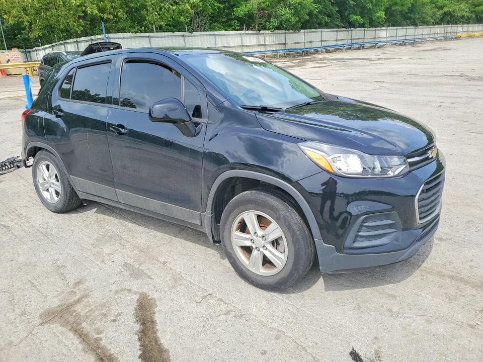 2020 CHEVROLET TRAX LS 4