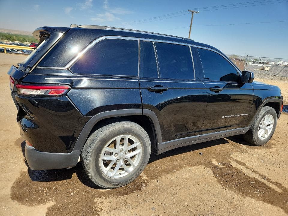 2023 JEEP GRAND CHEROKEE LAREDO/ALTITUDE 3