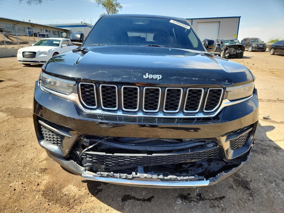 2023 JEEP GRAND CHEROKEE LAREDO/ALTITUDE 5